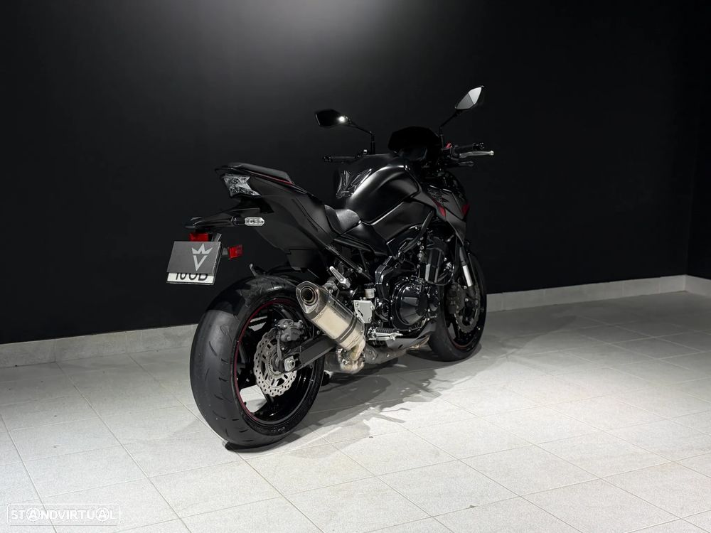 Kawasaki Z 900 - 15