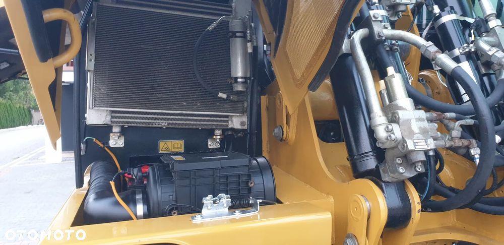 Caterpillar CAT 313D ROTOTILT ze szczypcami sprowadzony SUPER STAN!! - 17