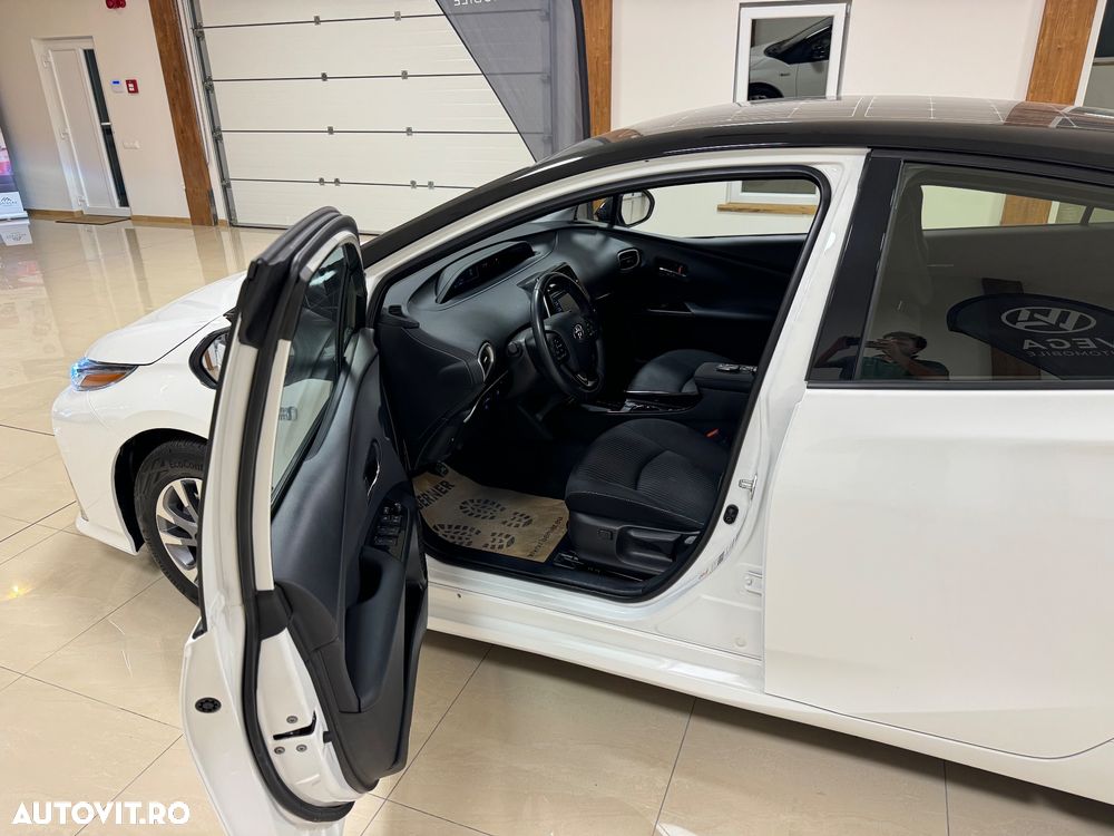 Toyota Prius Prime 1.8 HSD Dynamic - 9