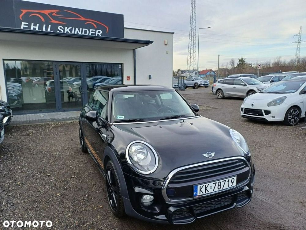 MINI Cooper John Works Trim - 10