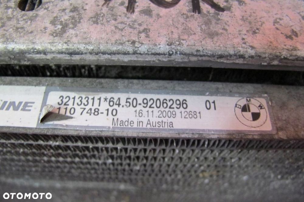 BMW 3 E90 E91 2.0 D N47D20C CHŁODNICE WENTYLATOR MANUAL KOMPLET 318d - 4