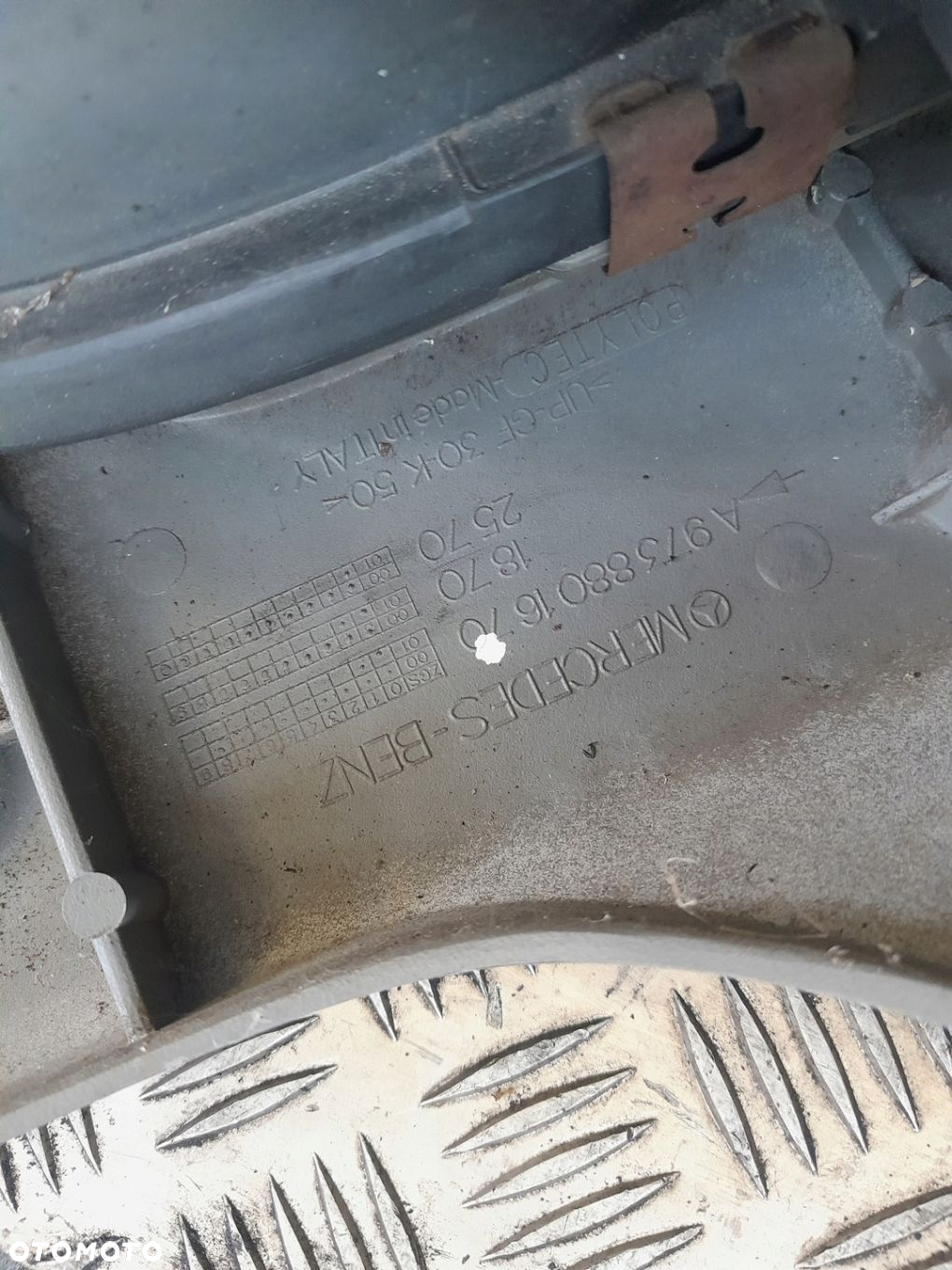 MERCEDES ATEGO 1224 NAROŻNIK OKULAR UCHWYT LAMPY PRAWY LEWY EURO 4 EURO 5 - 3