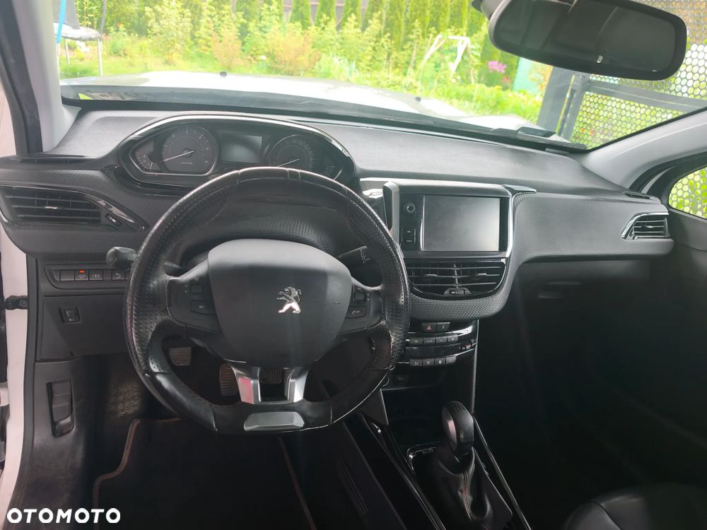 Peugeot 2008 PureTech 110 Stop&Start GT-Line Edition - 12