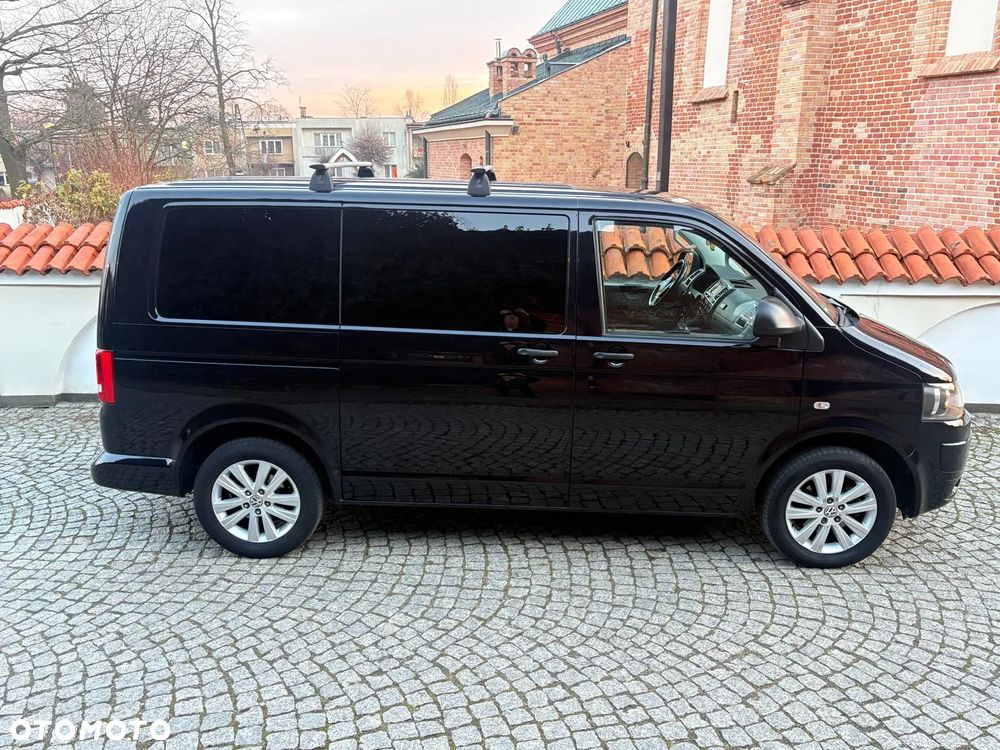 Volkswagen Multivan - 5