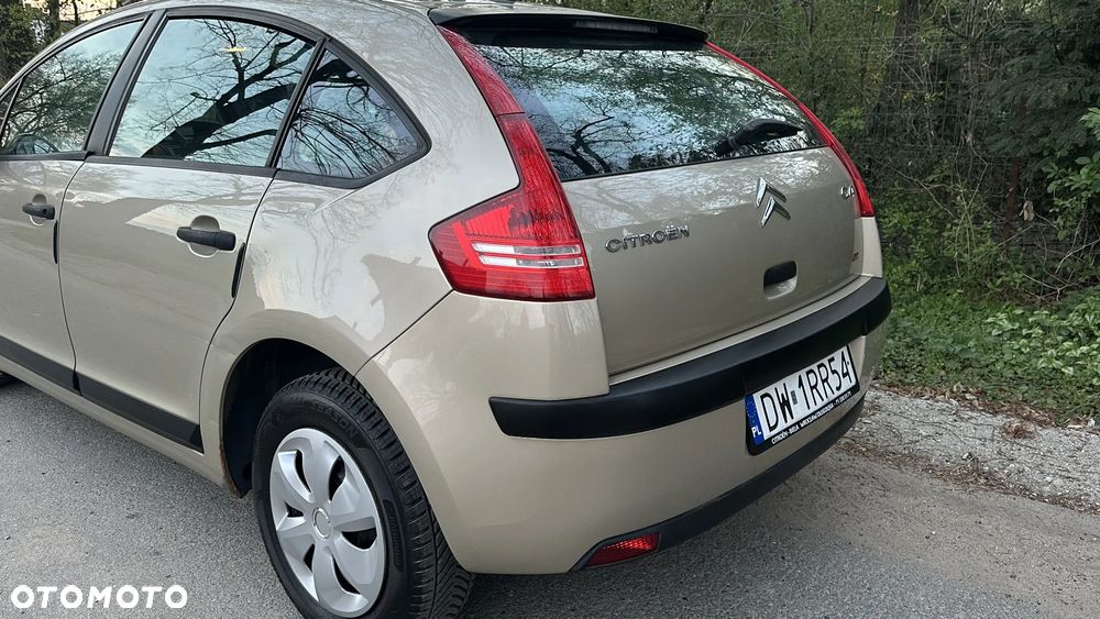 Citroën C4 1.4 16V Style - 7