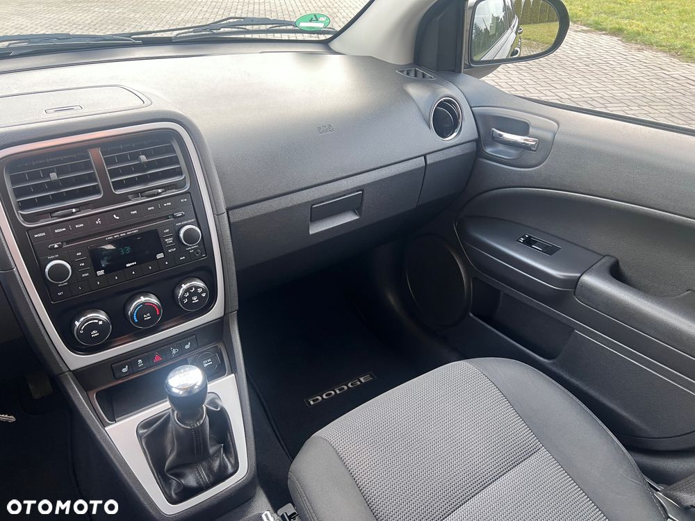 Dodge Caliber 2.0 SE - 26