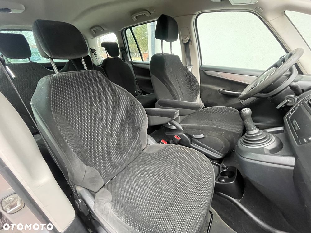 Citroën C4 Picasso - 6