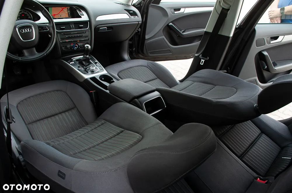 Audi A4 Limousine 2.0 TDI DPF Ambiente - 26