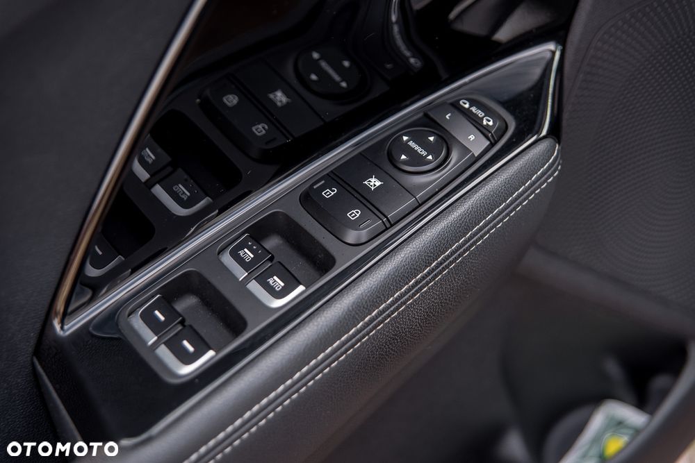 Kia Niro 1.6 GDI Hybrid L - 16