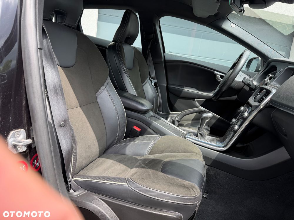 Volvo V40 D2 RDesign - 18