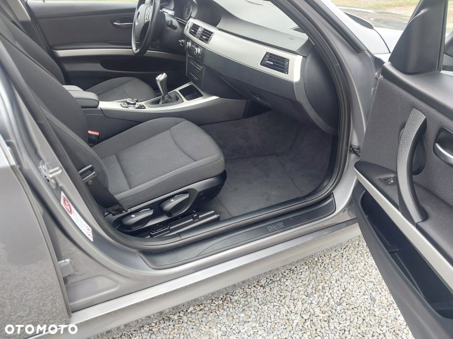 BMW Seria 3 320i Edition Lifestyle - 18