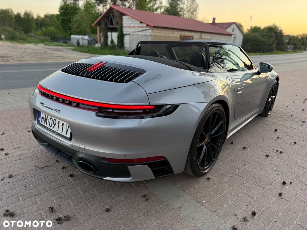 Porsche 911 Carrera 4S PDK - 35