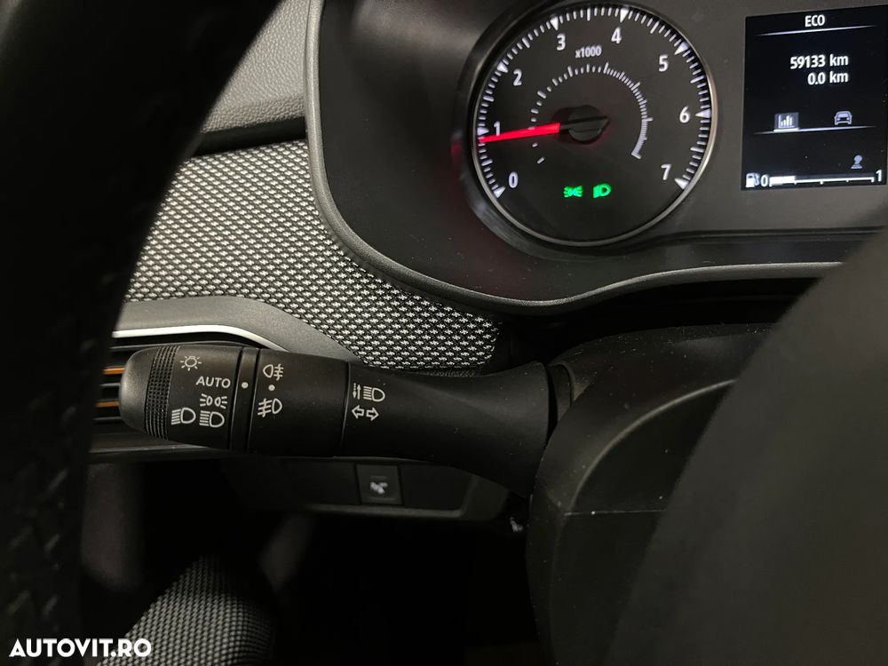 Dacia Sandero Stepway TCe 90 MT6 Comfort - 19