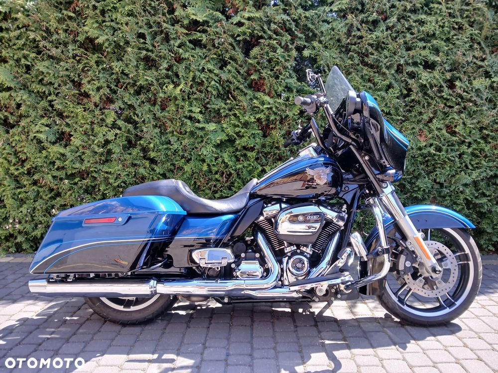 Harley-Davidson CVO Street Glide - 14