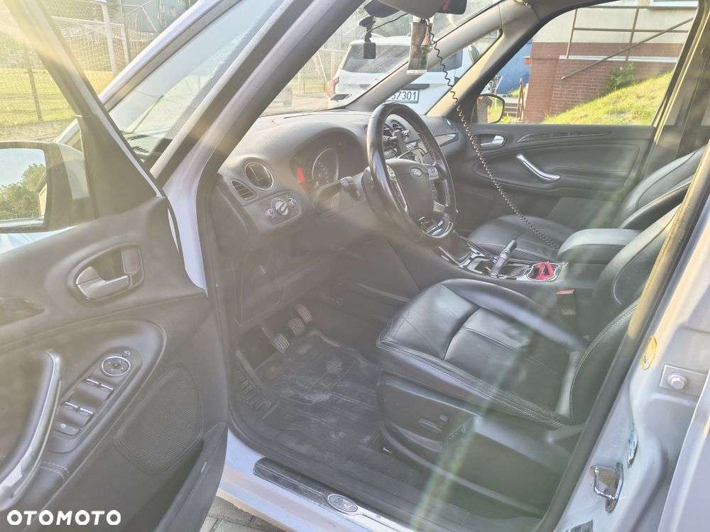 Ford Galaxy - 5