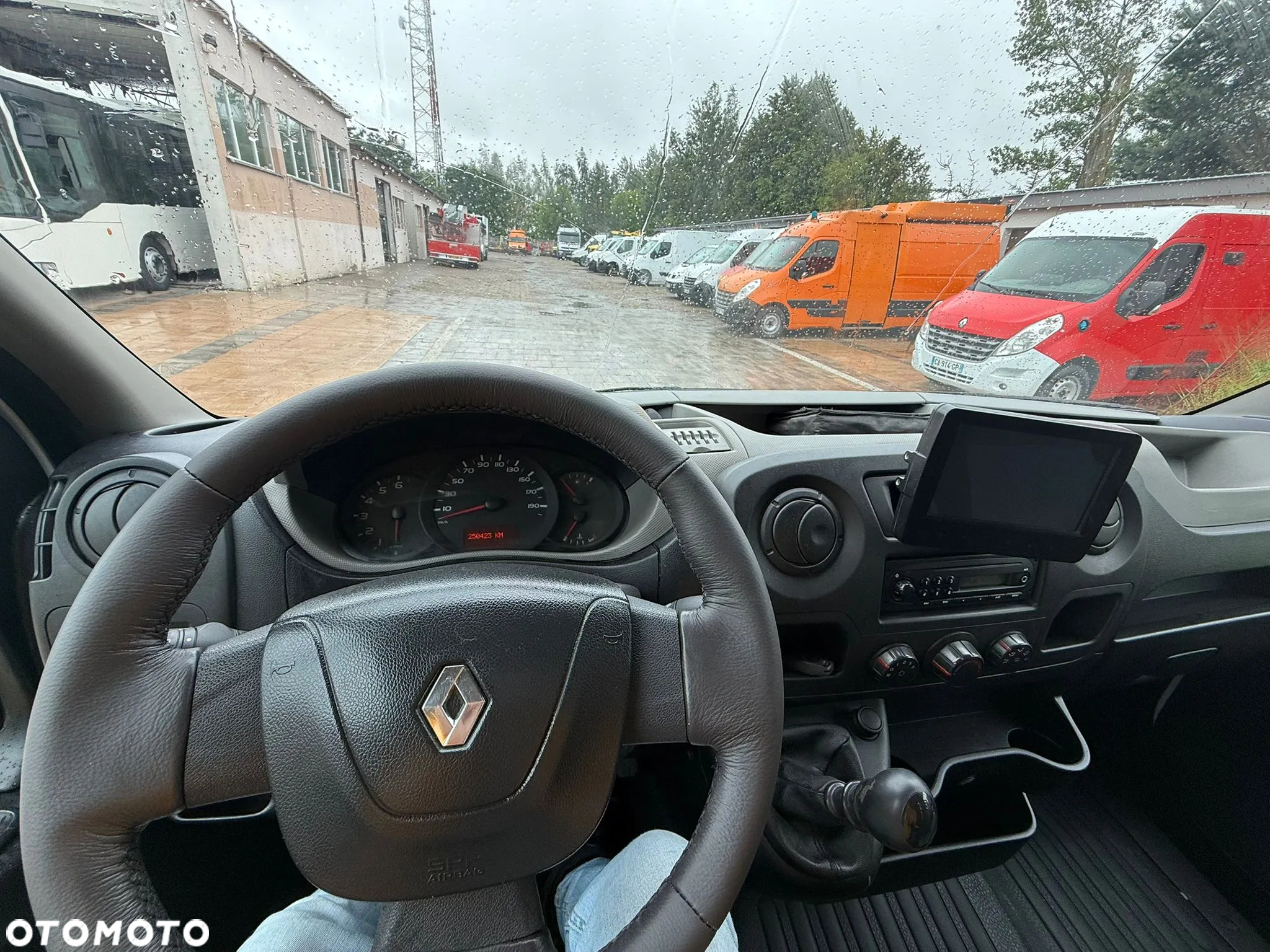 Renault Master - 11