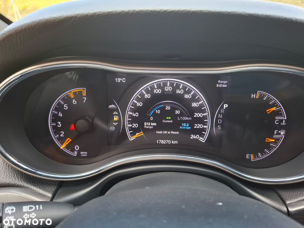 Jeep Grand Cherokee 5.7 V8 HEMI Overland - 10