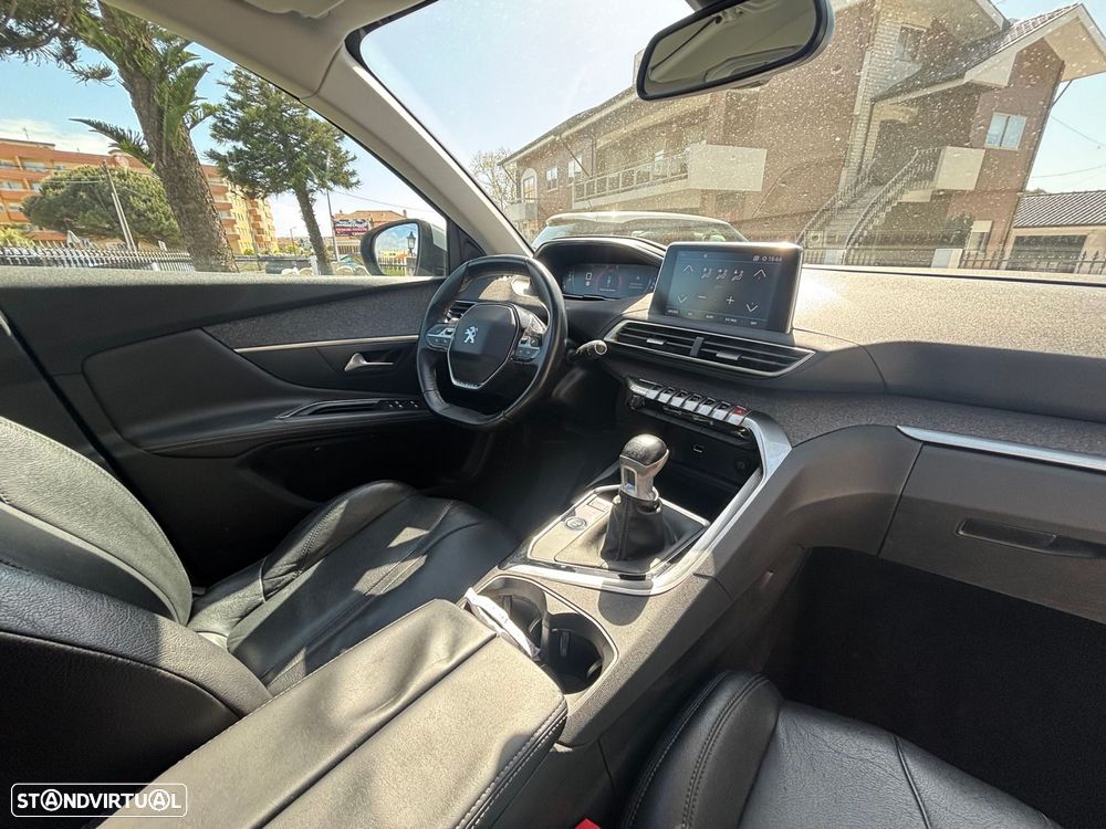 Peugeot 3008 1.5 BlueHDi Crossway - 12