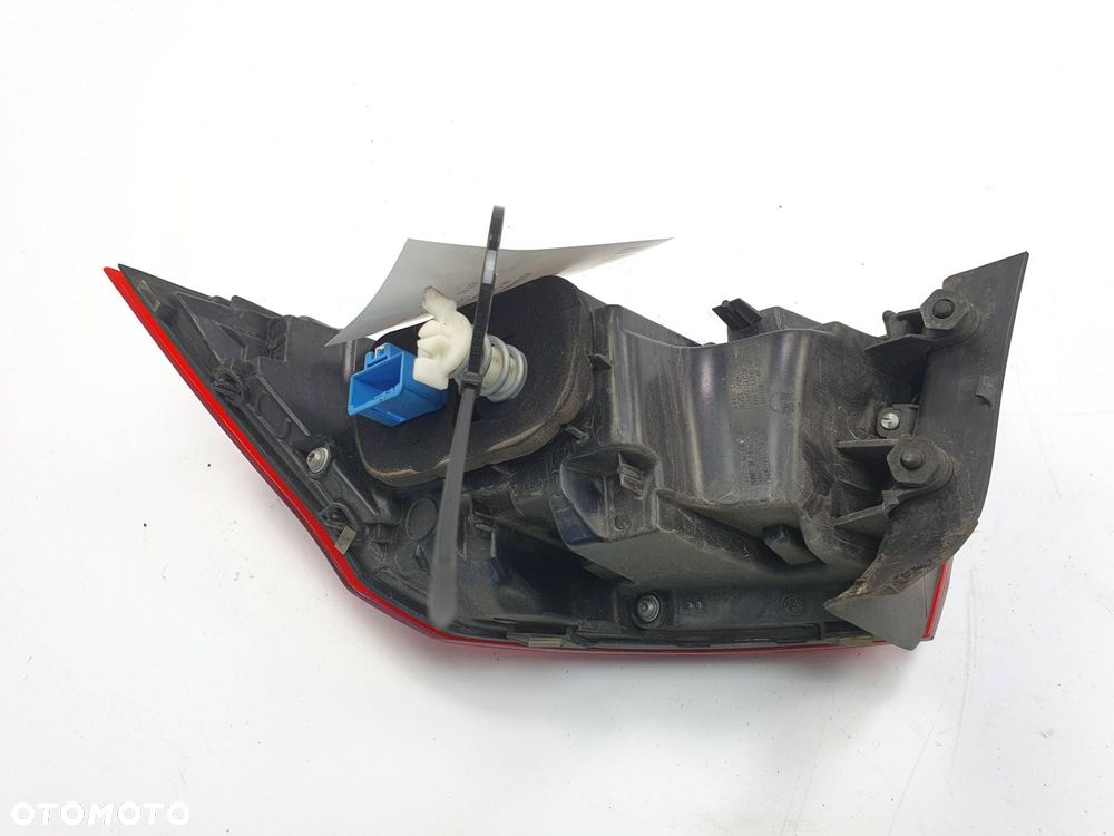 LAMPA LEWA TYŁ VOLKSWAGEN PASSAT B8 3G5945207C - 3