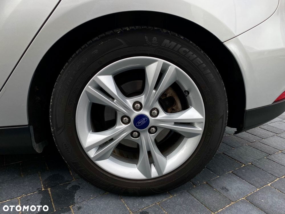Ford Focus 1.6 Gold X - 32