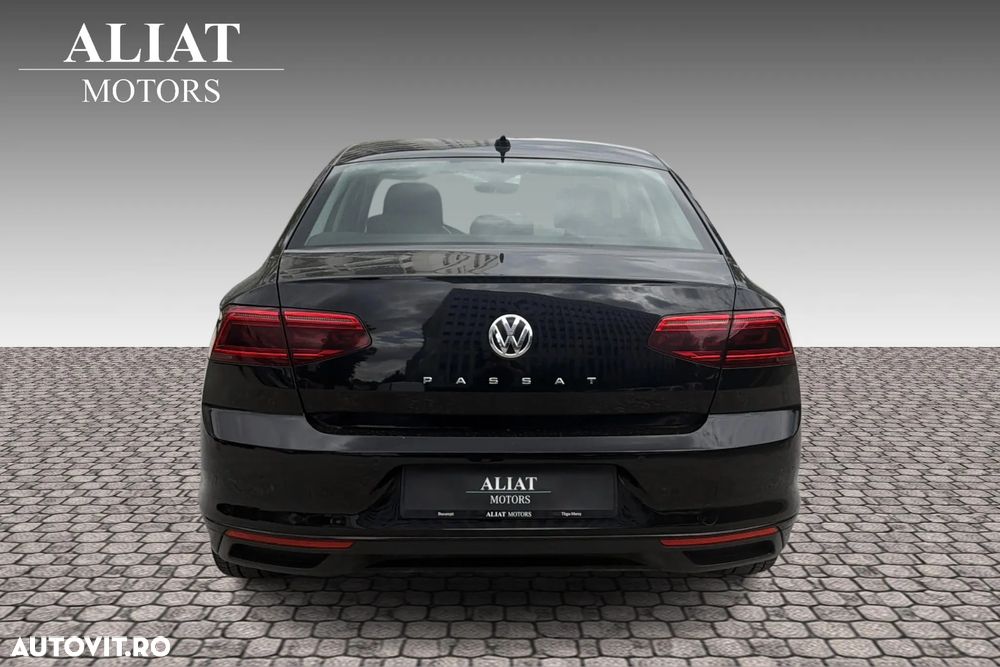 Volkswagen Passat 2.0 TDI DSG Highline - 7