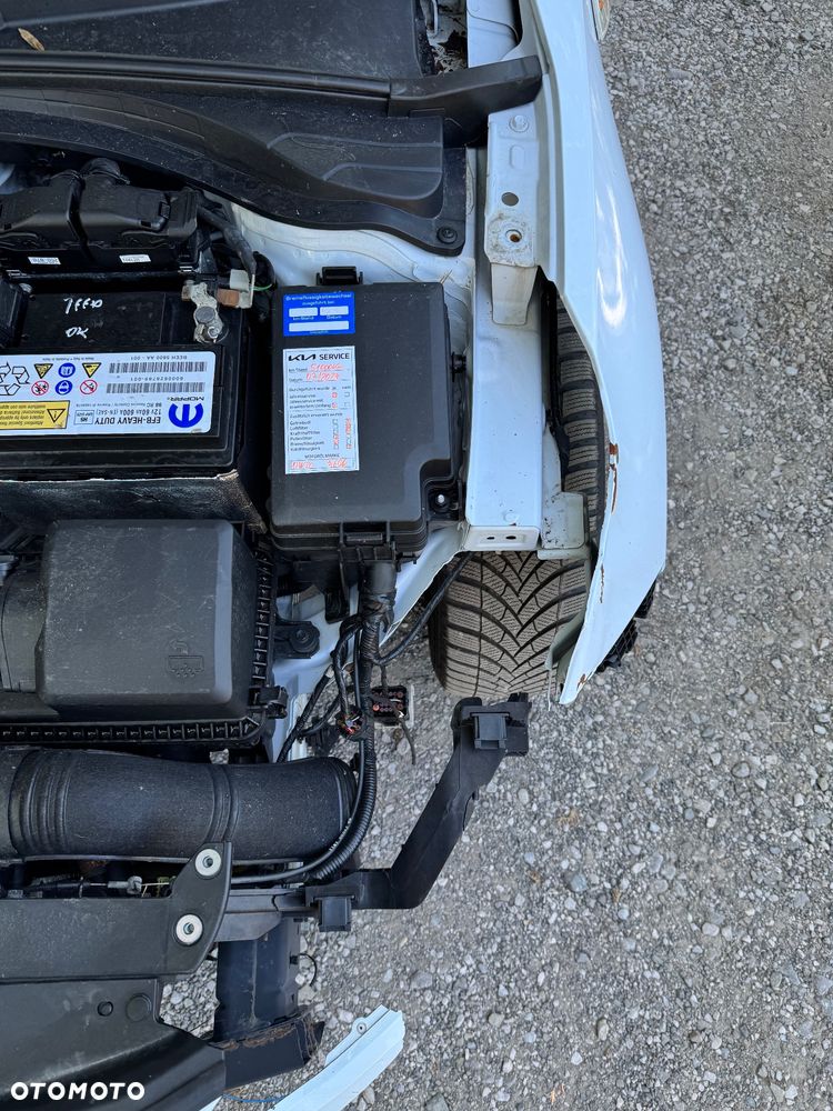 Kia Ceed - 13
