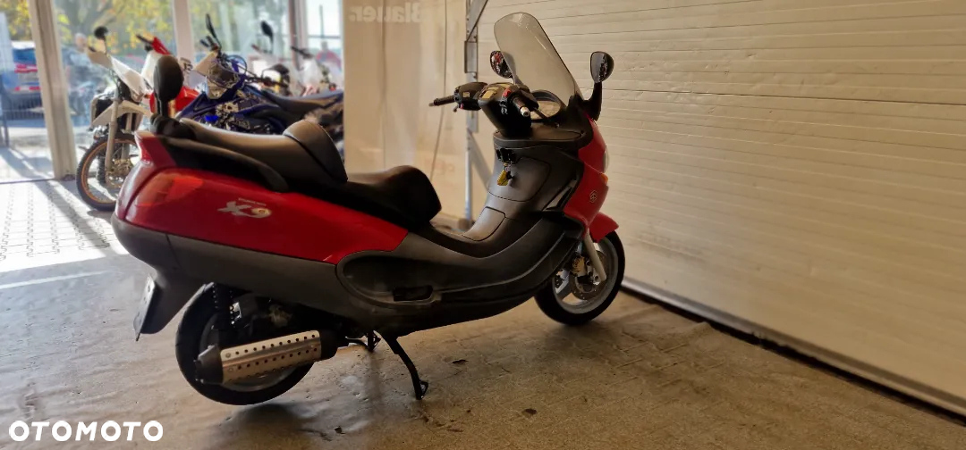 Piaggio X9 - 27