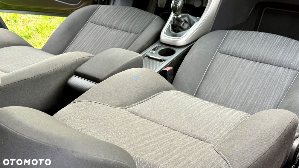 Opel Astra 1.4 Turbo Edition - 34