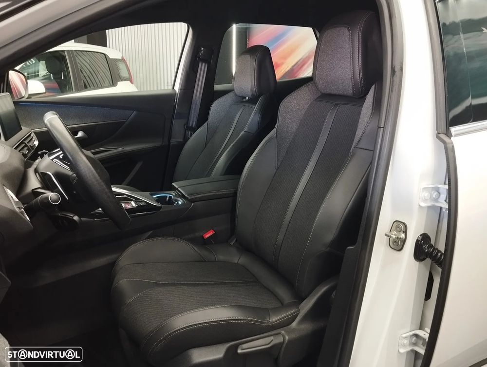 Peugeot 3008 1.5 BlueHDi GT EAT8 - 14