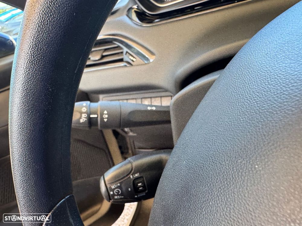 Peugeot 208 PureTech 68 Like - 16