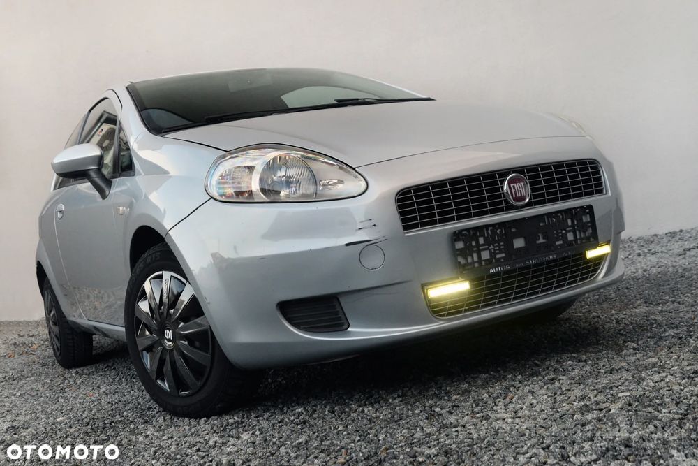 Fiat Punto 1.4 16V Dynamic - 12