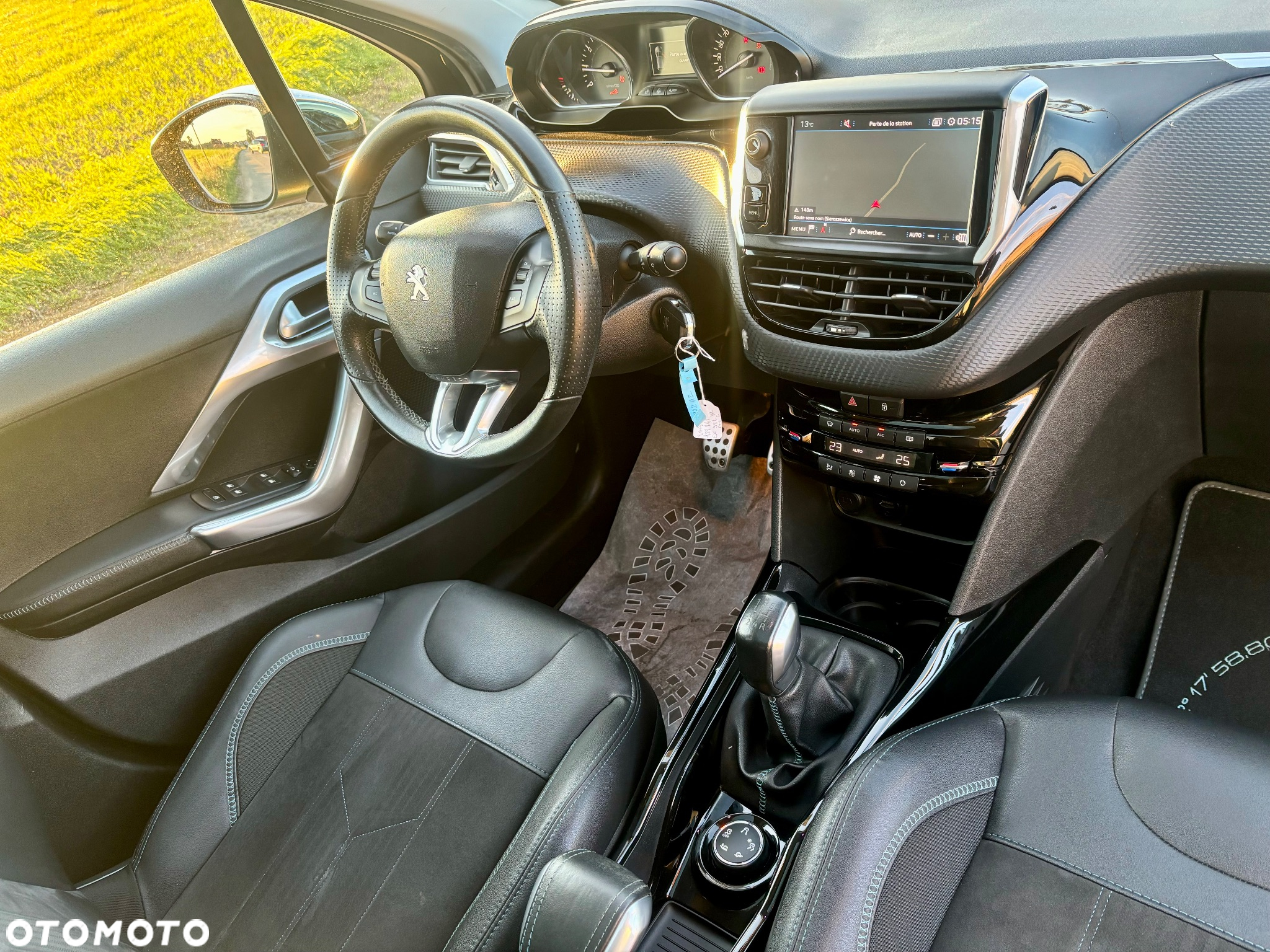 Peugeot 2008 - 4