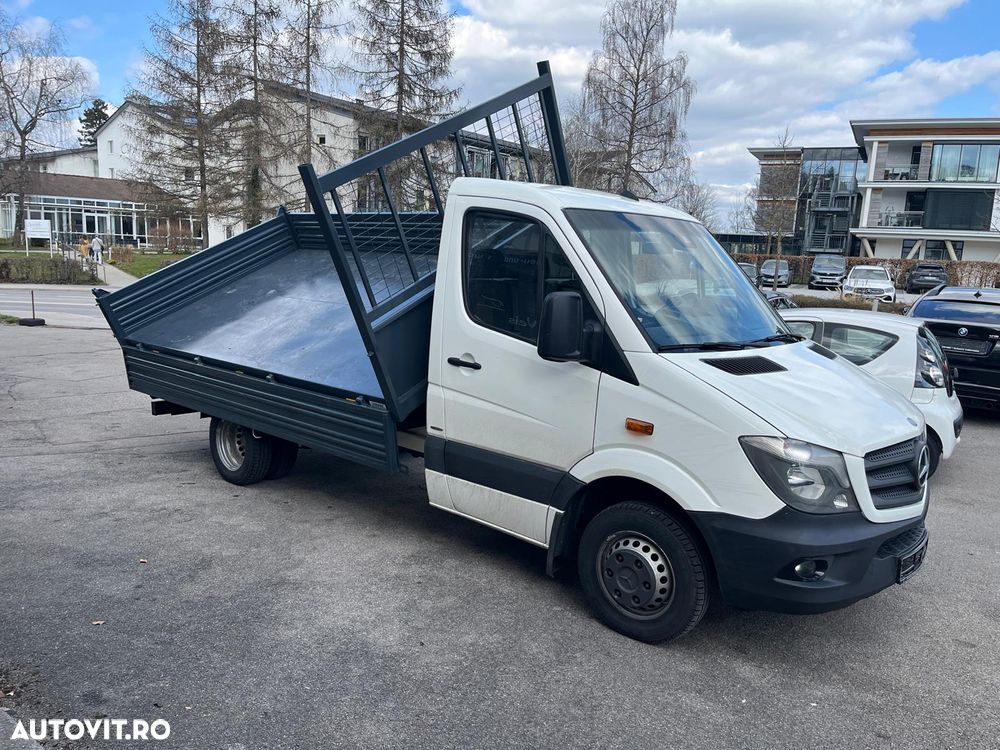 Mercedes-Benz Sprinter - 2