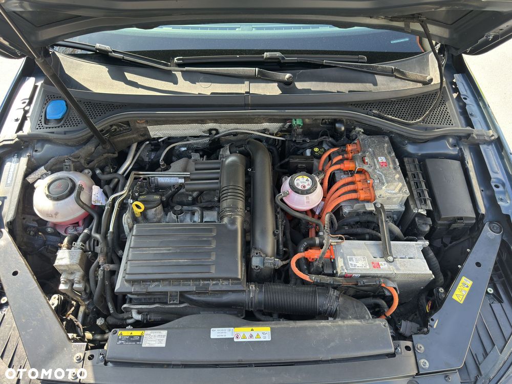 Volkswagen Passat 1.4 TSI Plug-In Hybrid GTE DSG - 20