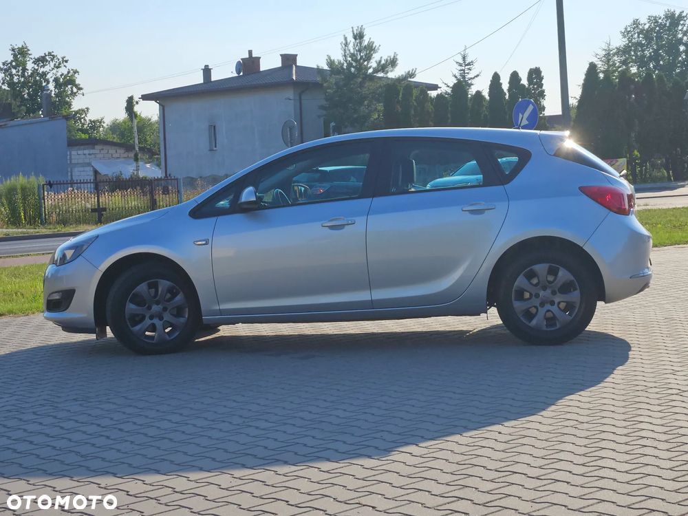 Opel Astra 1.6 CDTI Enjoy - 5