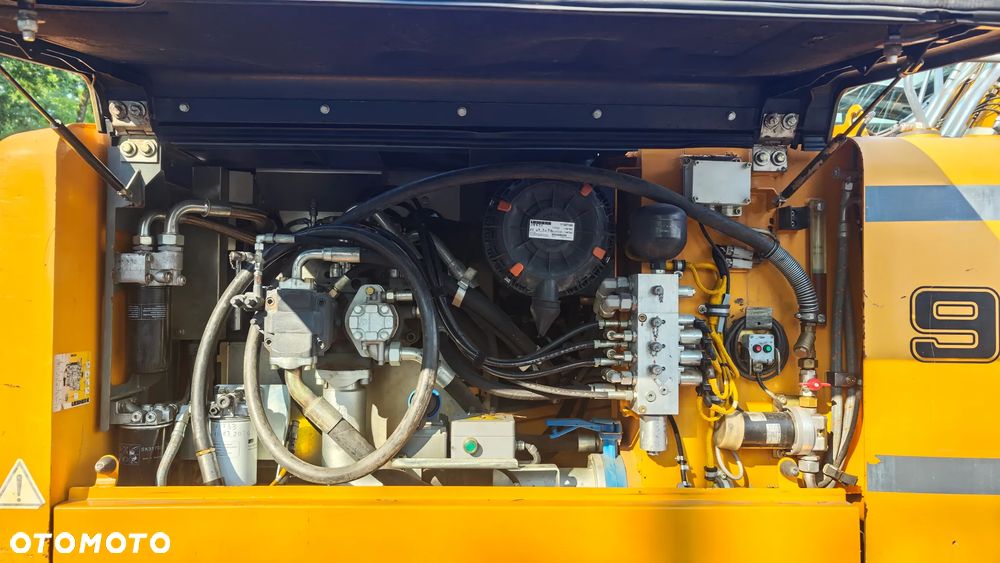 Liebherr - 6