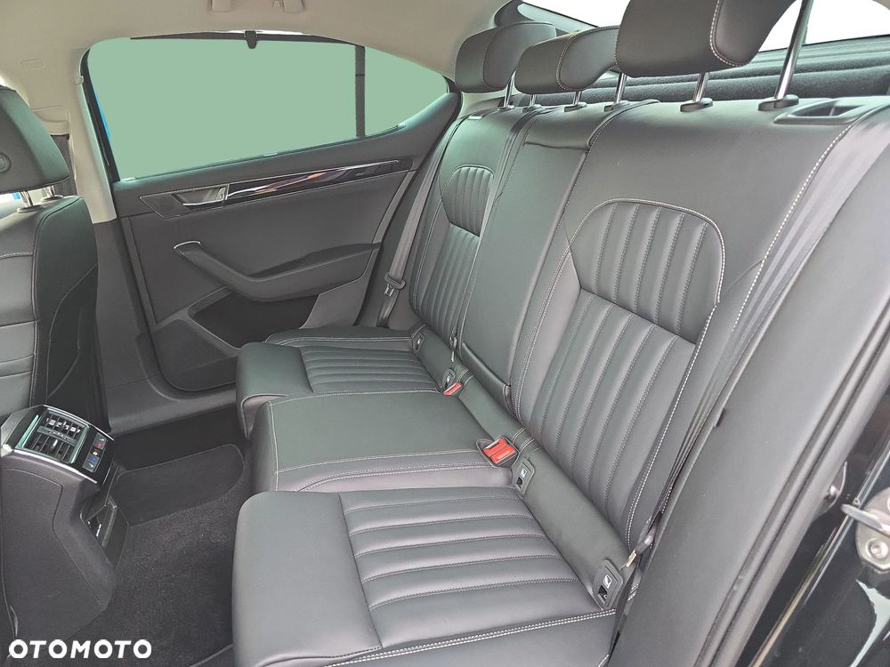 Skoda Superb 2.0 TSI L&K DSG - 27