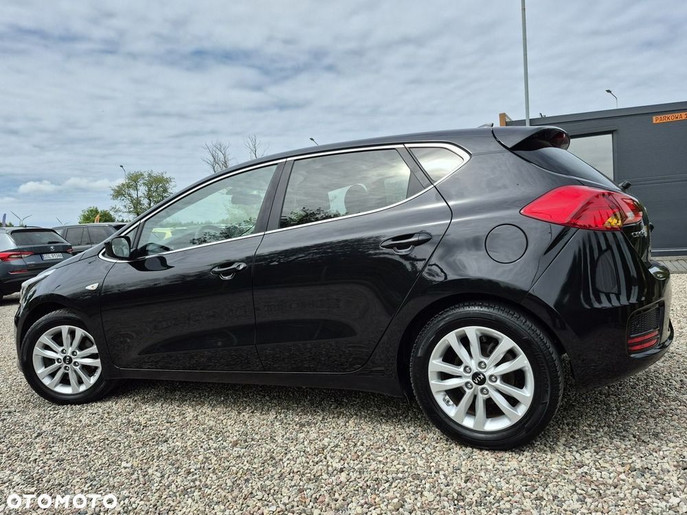 Kia Ceed - 29