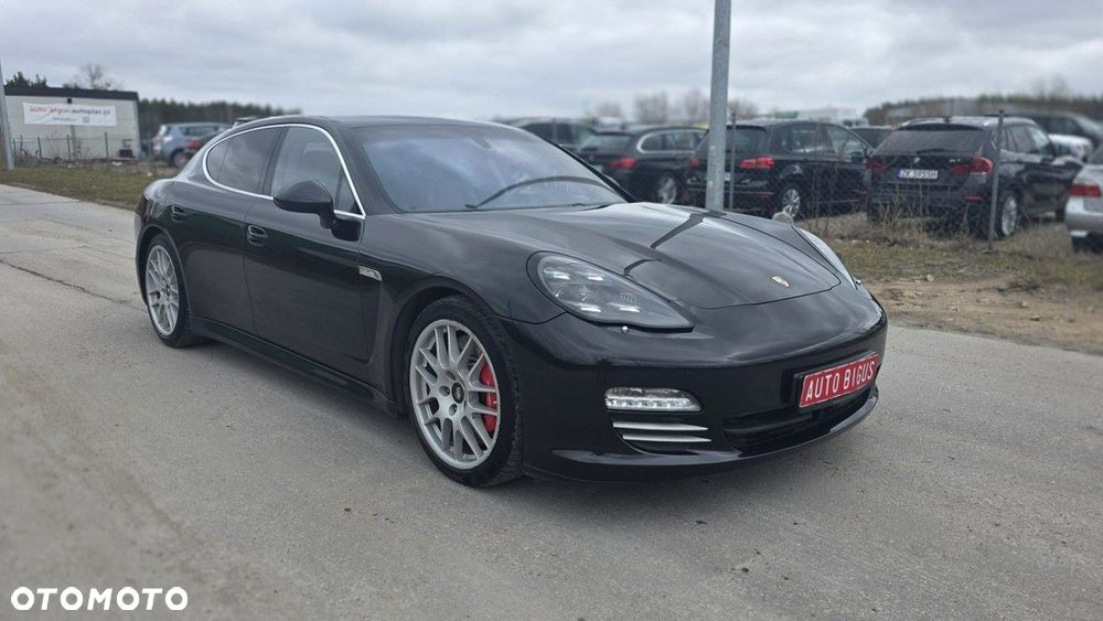Porsche Panamera - 3