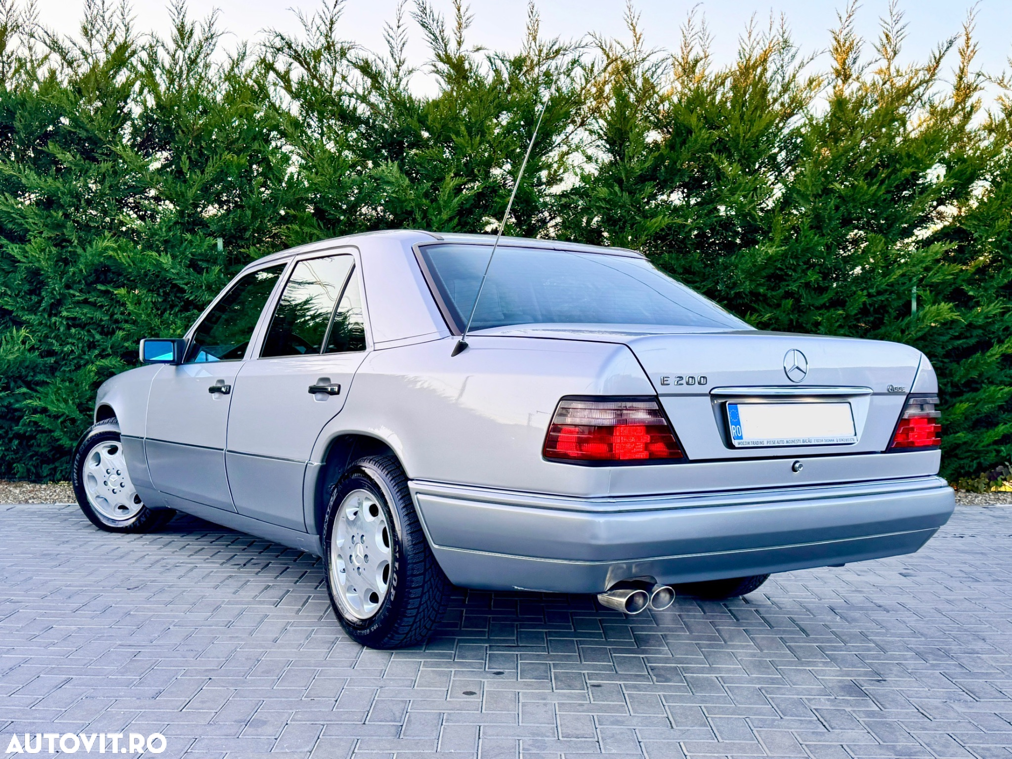 Mercedes-Benz W124 - 10