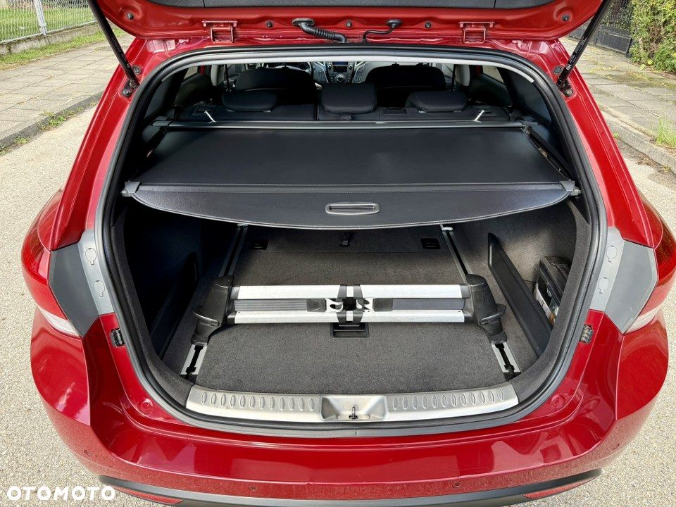 Hyundai i40 2.0 Premium - 38