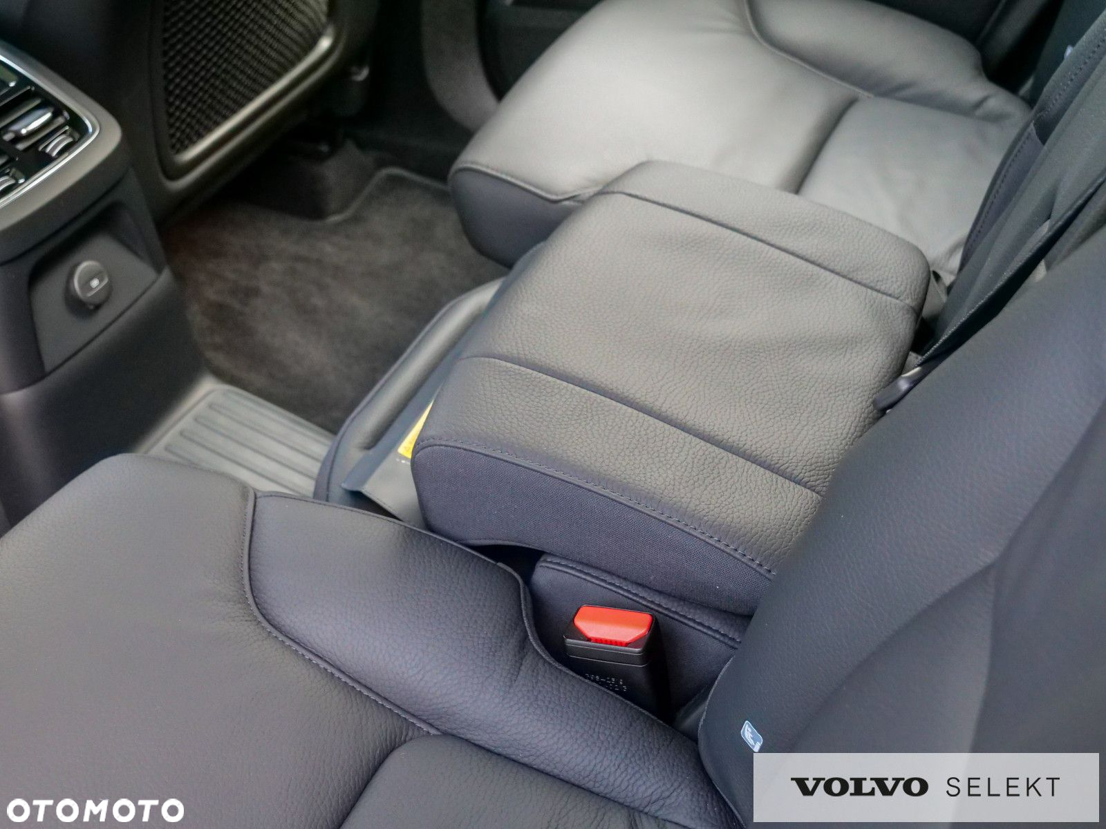 Volvo XC 90 - 20