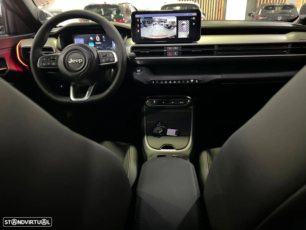 Jeep Avenger 1.2 e-Hybrid Summit DCT - 18