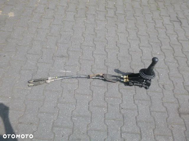 LEWAREK WYBIERAK + LINKI ZMIANY BIEGÓW TOYOTA YARIS II 1.3 - 8