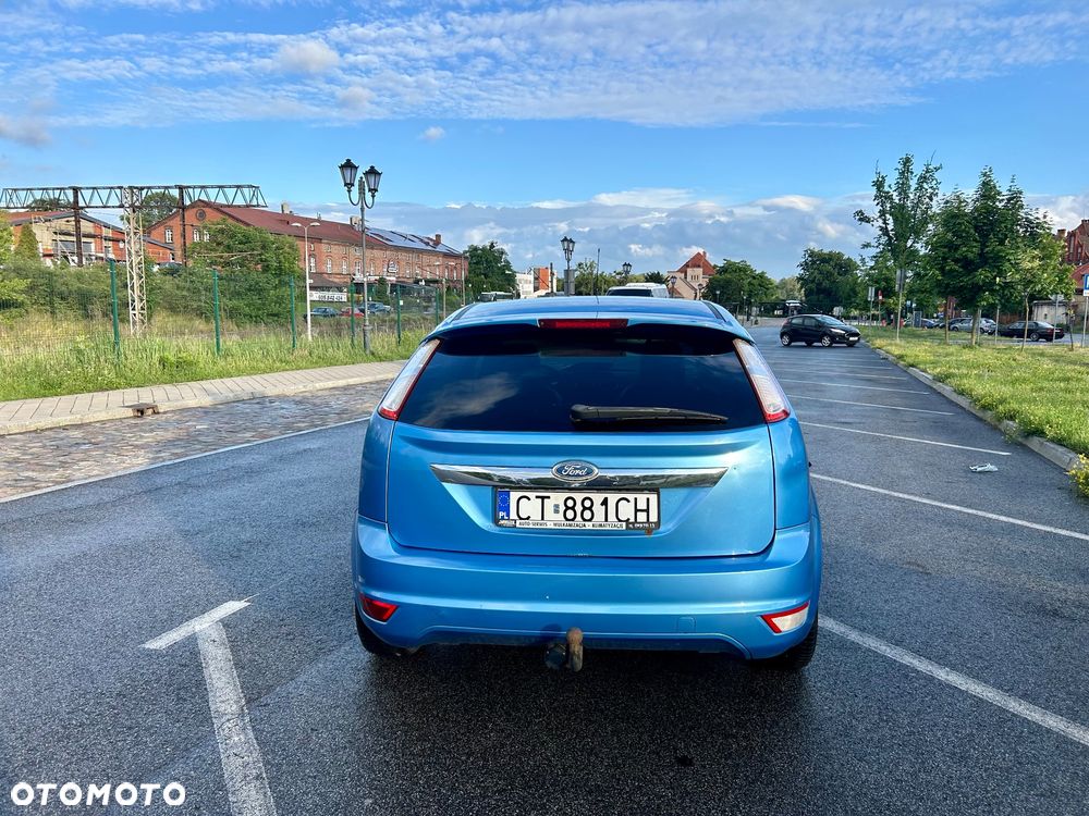 Ford Focus 1.8 FF Platinium X - 4