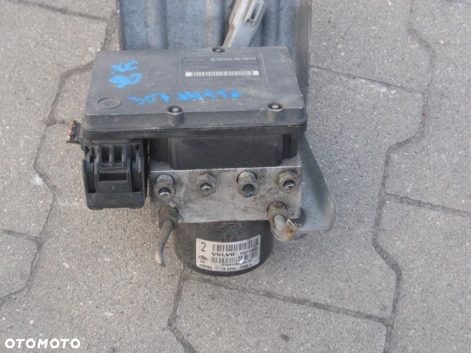 volvo v70 s80 s60 xc90 lift 2,4 tdi pompa sterownik abs 30714956 30714952 - 4