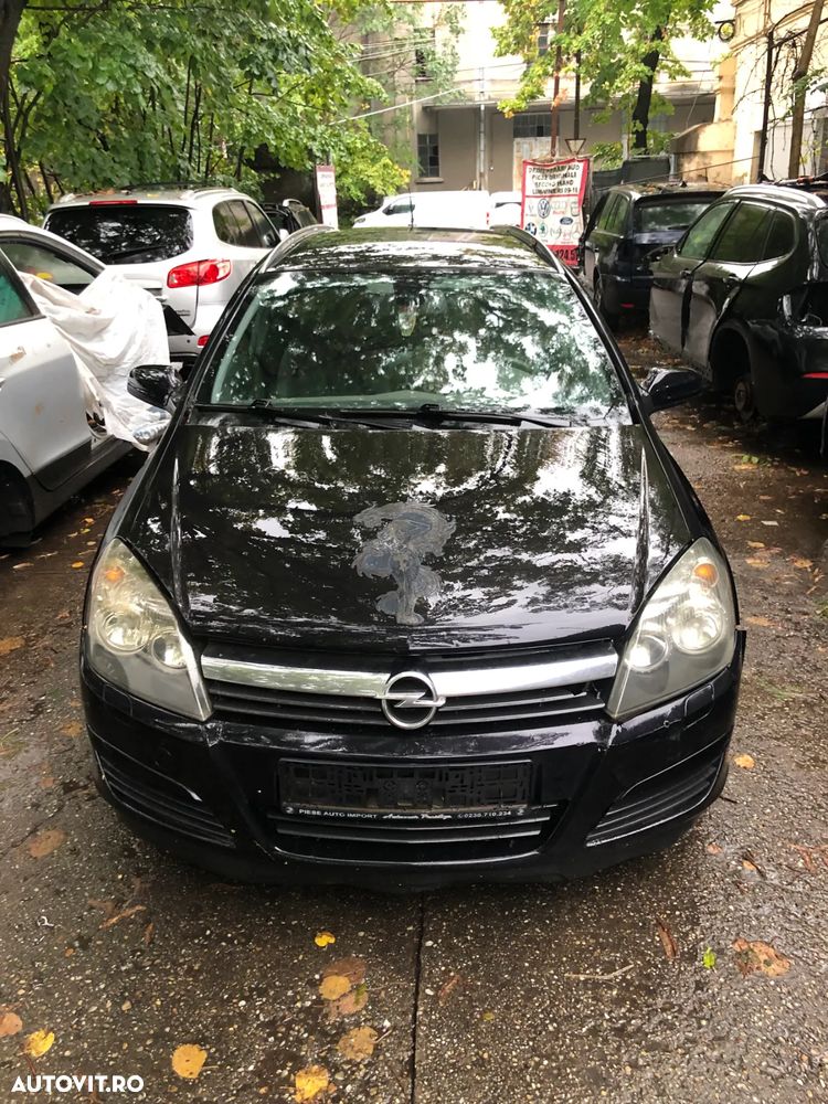 Dezmembrez Opel Astra H break negru 1,7 CDTI 2006 Z 20R - 8