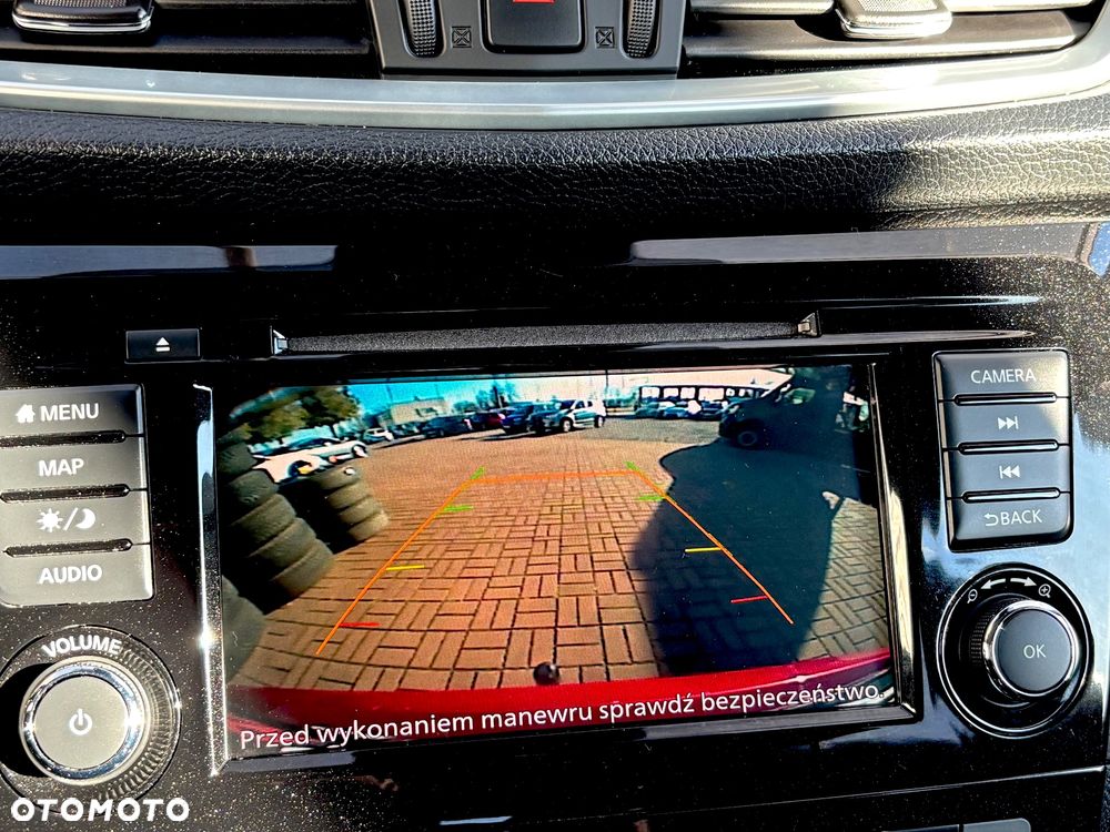 Nissan Qashqai 1.5 dCi N-Connecta - 23