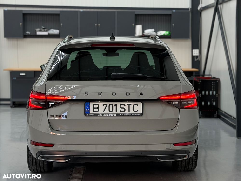 Skoda Superb 2.0 TDI DSG Sportline - 10