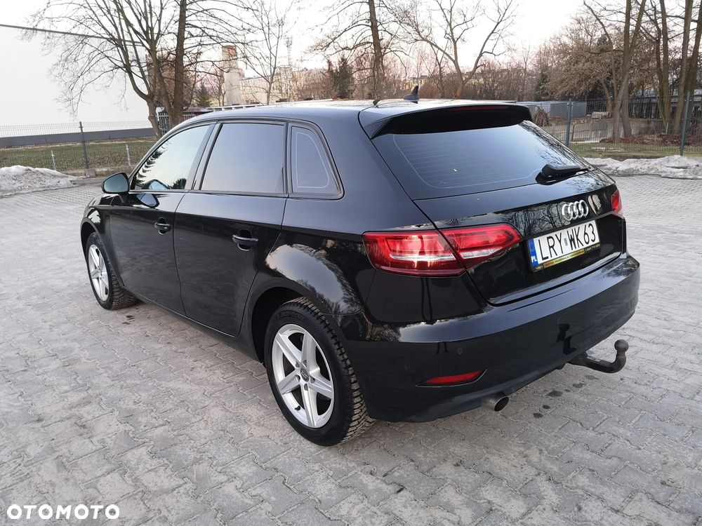 Audi A3 Sportback 1.6 TDI S tronic sport - 15